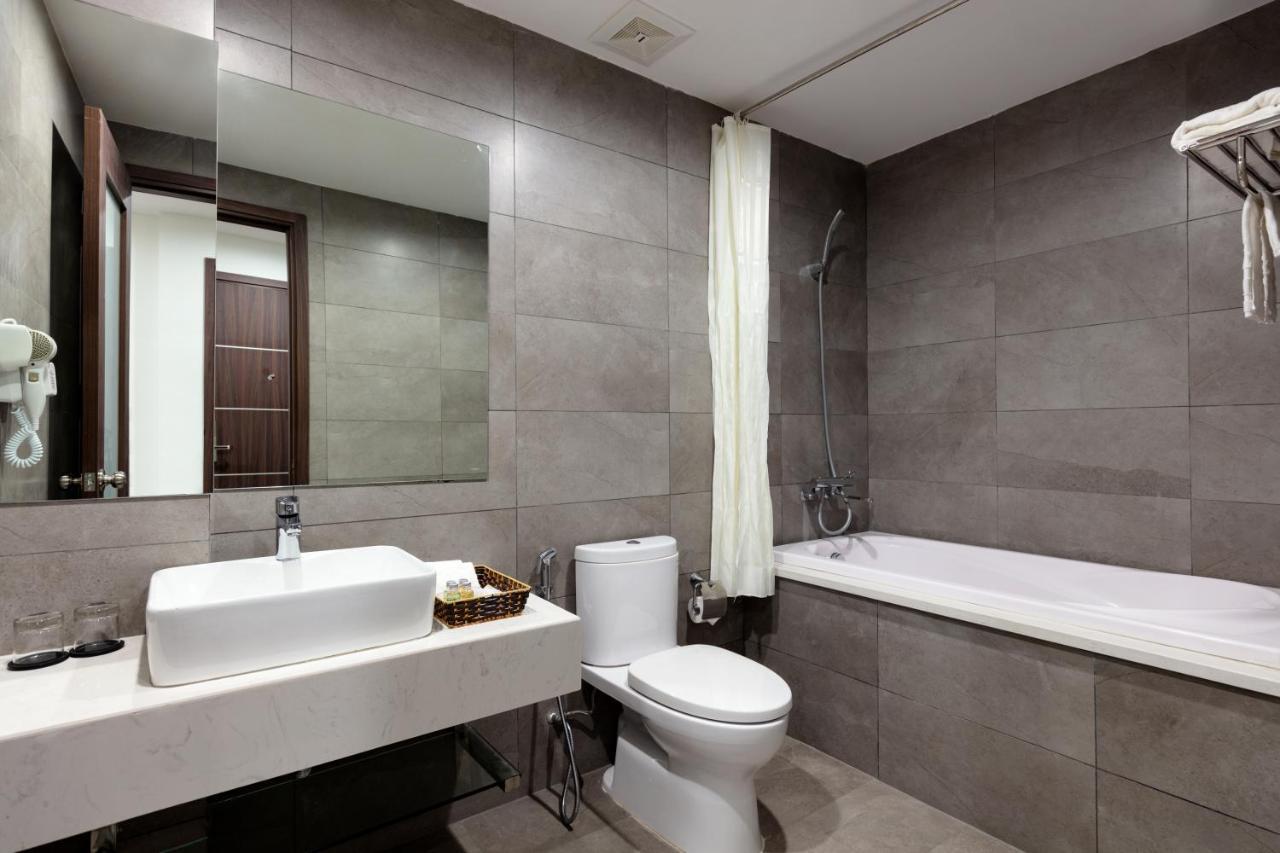 La Batisse Kim Ma Hotel Hanoi Buitenkant foto